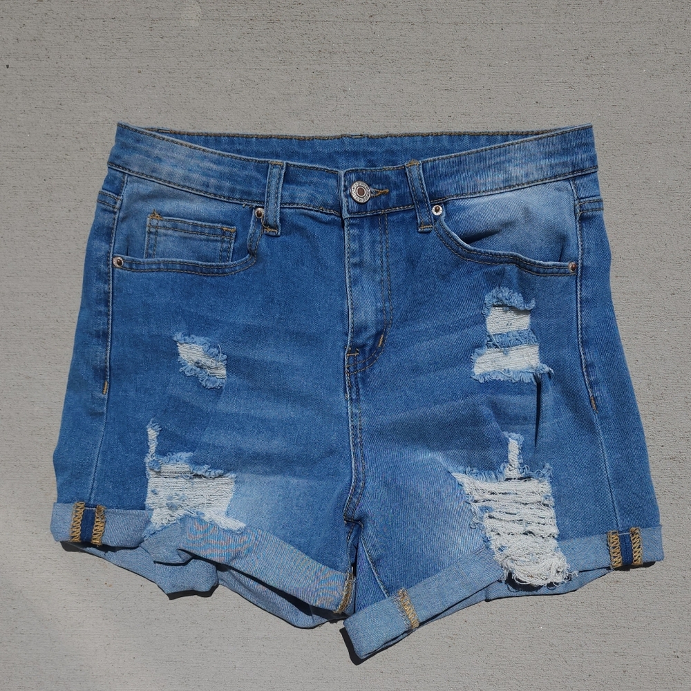 Women’s Denim Jean Shorts Size 28 /9 Distressed Stretch Light Wash Cuffed